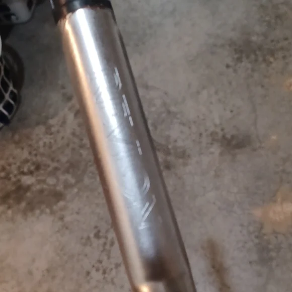 Revlon curling iron - Picture 2 of 3